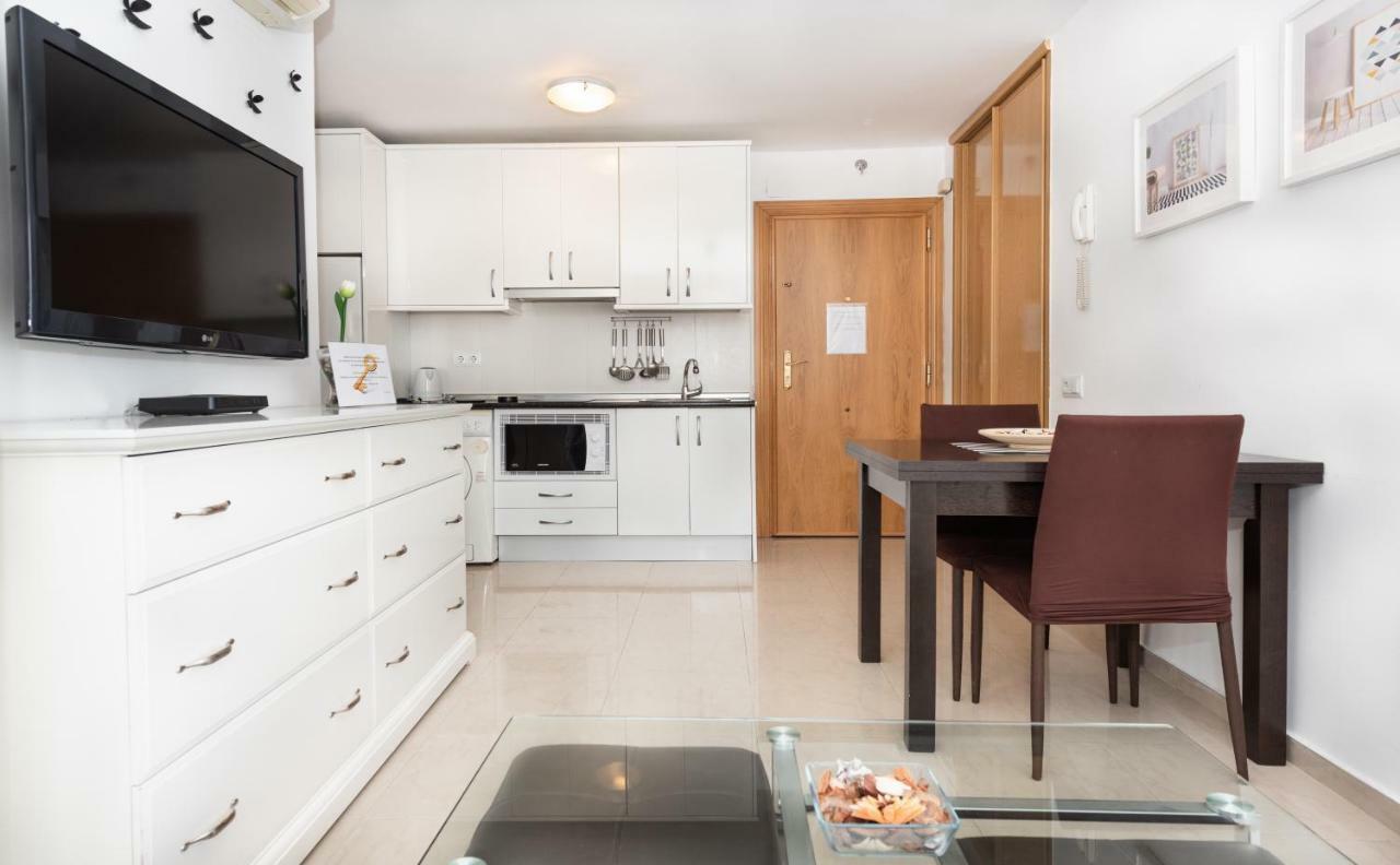 Wonderful Malagueta Pompidou Apartment มาลากา ภายนอก รูปภาพ