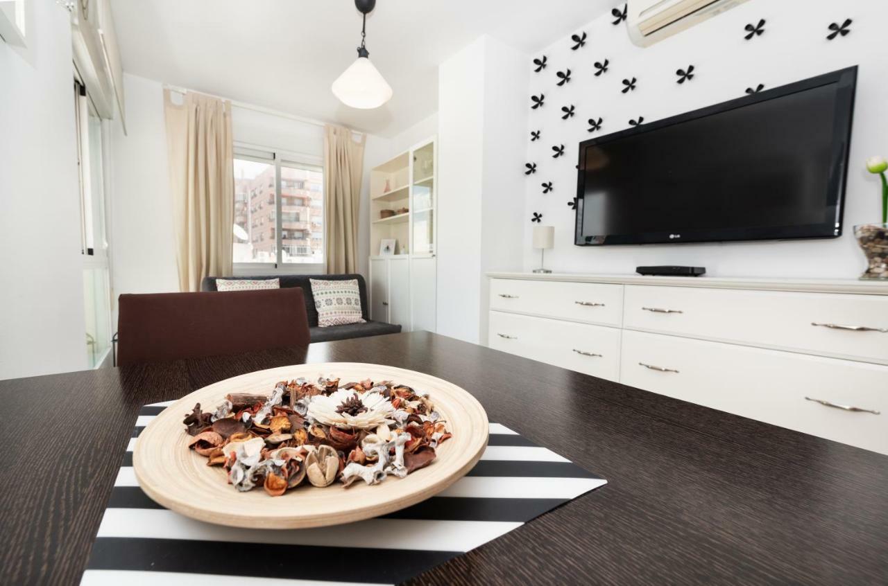 Wonderful Malagueta Pompidou Apartment มาลากา ภายนอก รูปภาพ